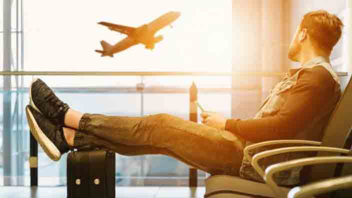 Zbor anulat Vueling Airlines intarziat - Recuperare bani