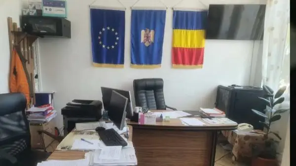 Contact Primaria Argeș. Telefon. Program
